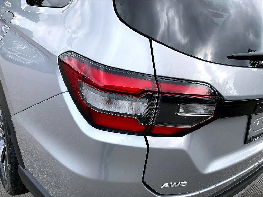 Used 2024 Silver Honda Touring image 35