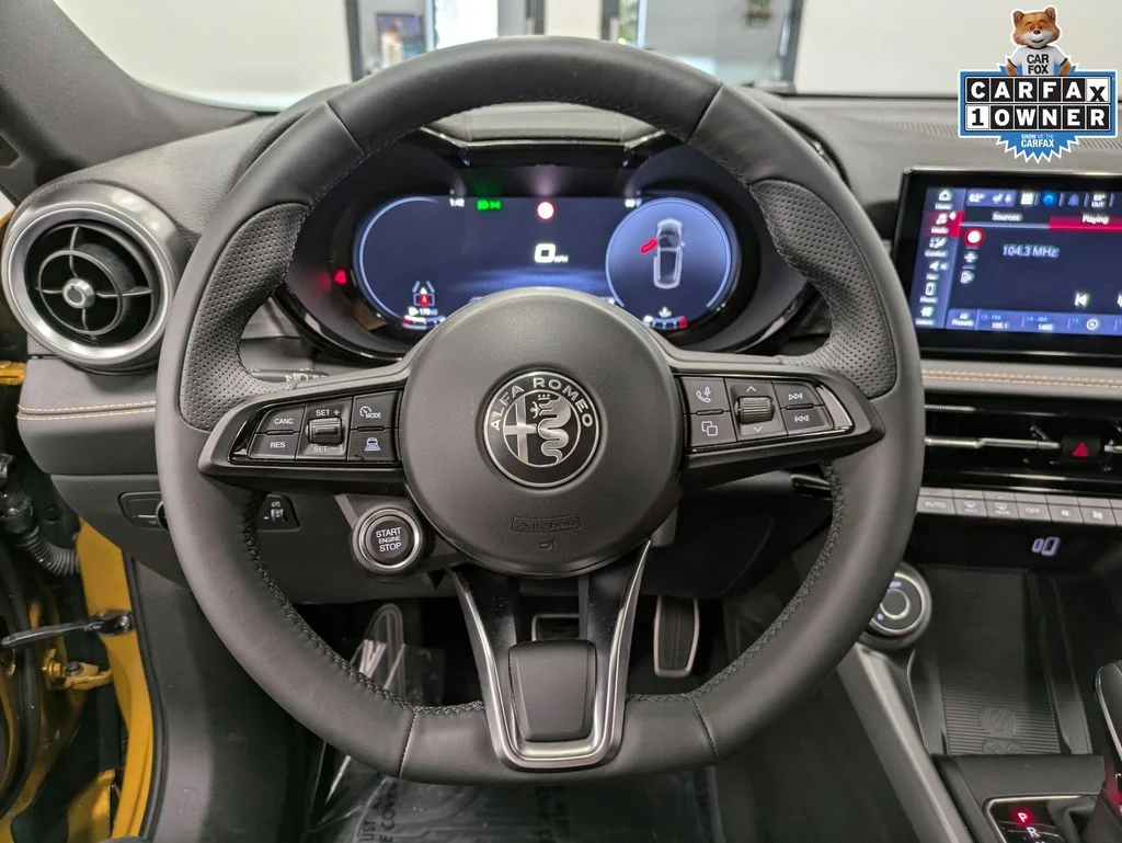 Used 2026  Alfa Romeo  image 21