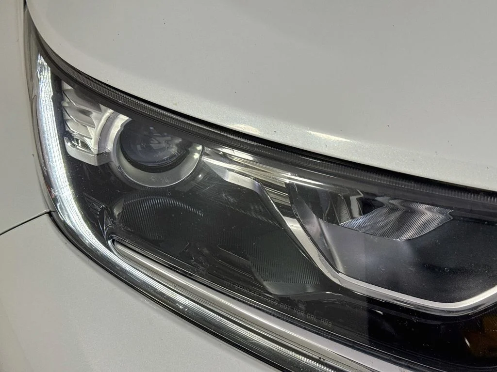 Certified Used 2022 White Honda EX image 40