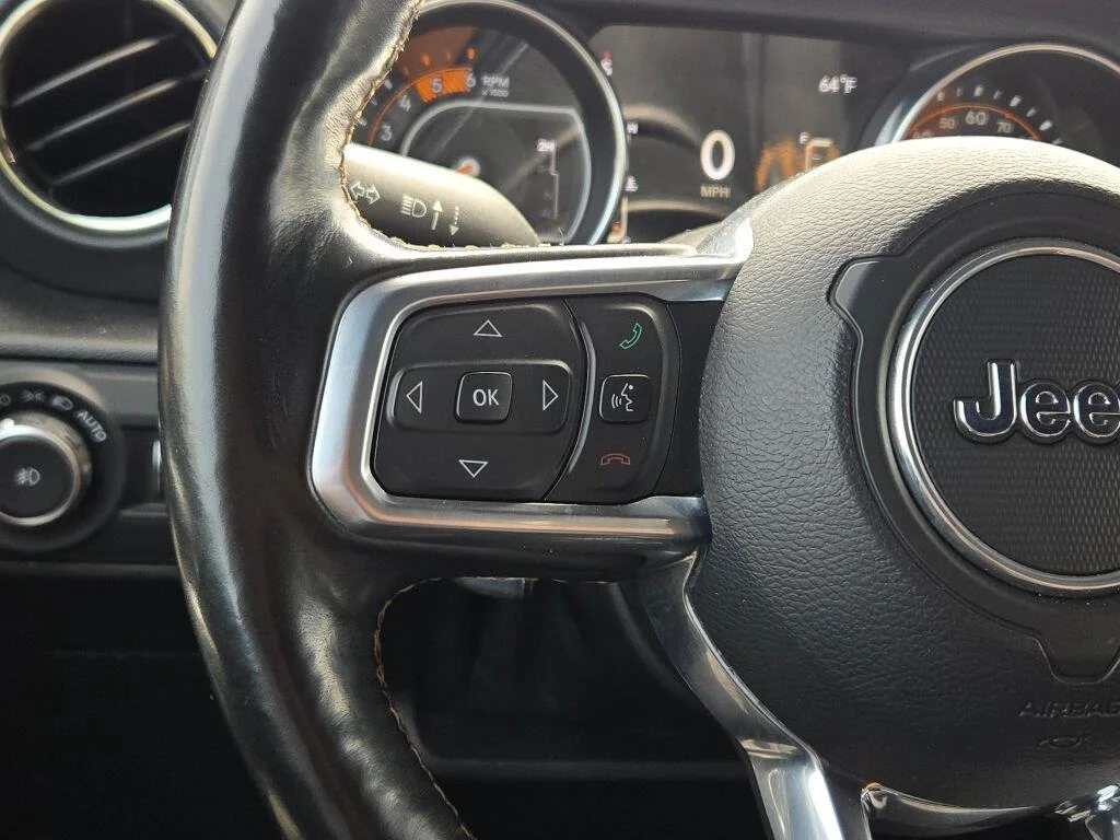 Used 2021  Jeep Unlimited Sahara High Altitude image 32
