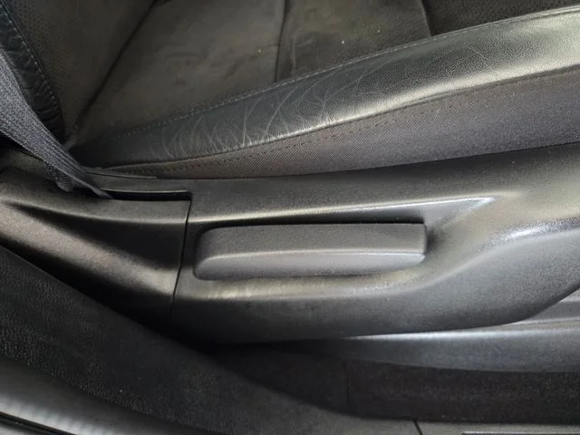 Certified Used 2020 Gray Jeep Altitude image 14