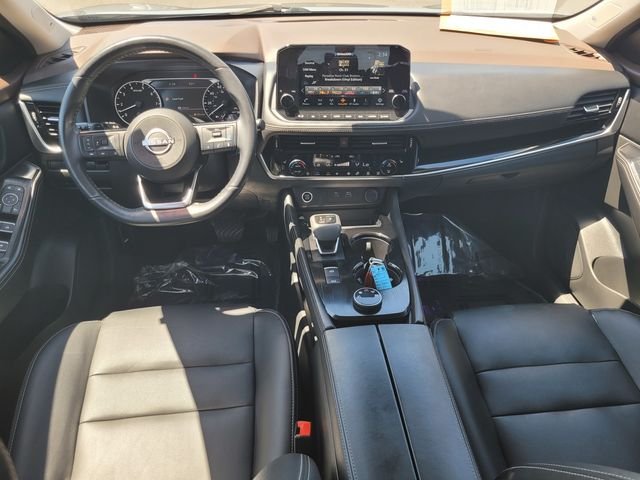 Used 2023 Gray Nissan SL image 16
