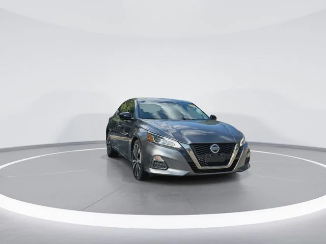 Used 2020 Gray Nissan 2.5 SR image 3