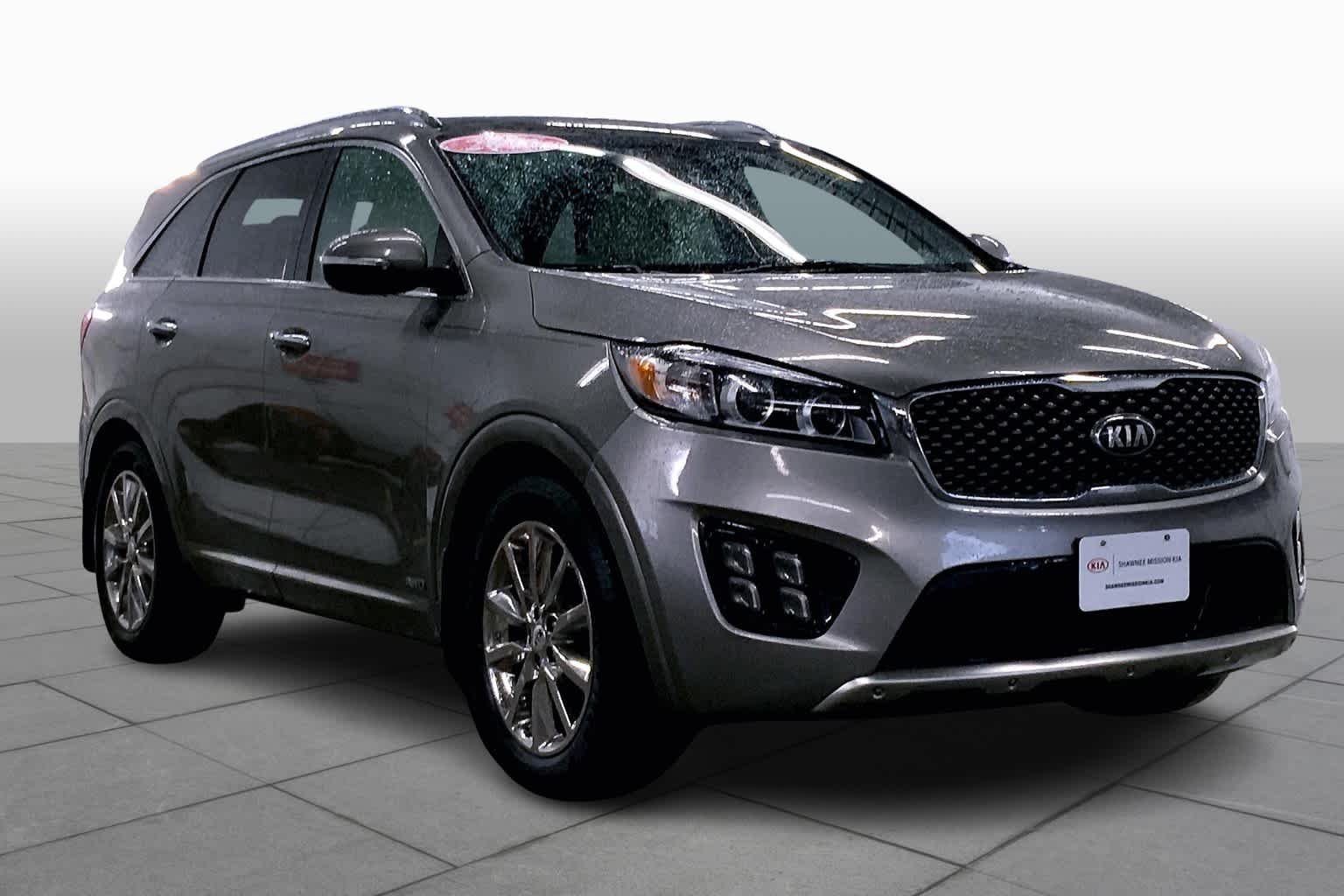 Used 2016 Kia Sorento Limited with VIN 5XYPKDA50GG012874 for sale in Mission, KS