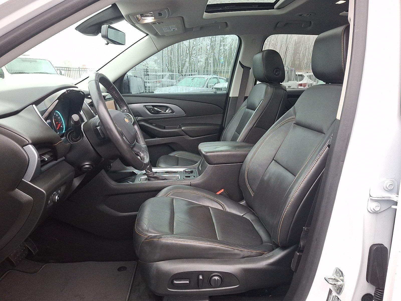 2020 Chevrolet Traverse Premier - Photo 15