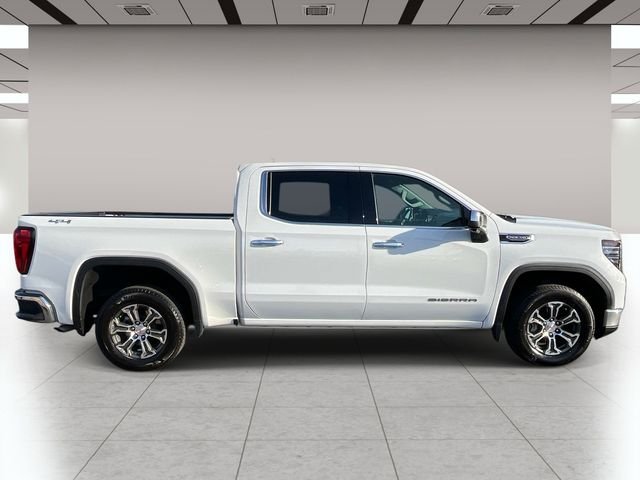 Used 2025 White GMC SLT image 2