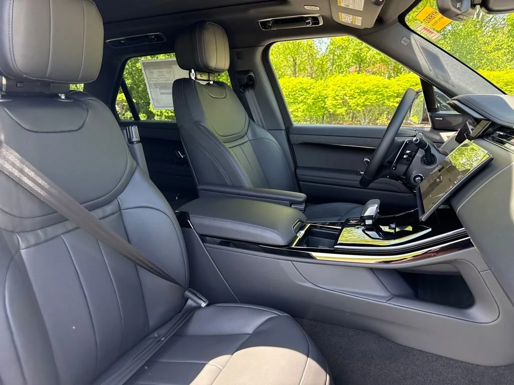 2025 Land Rover Range Rover Sport Dynamic SE - Photo 17