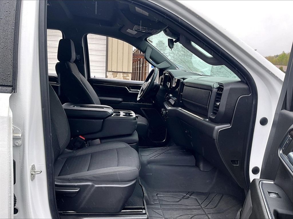 Used 2023 Summit White Chevrolet LT image 14