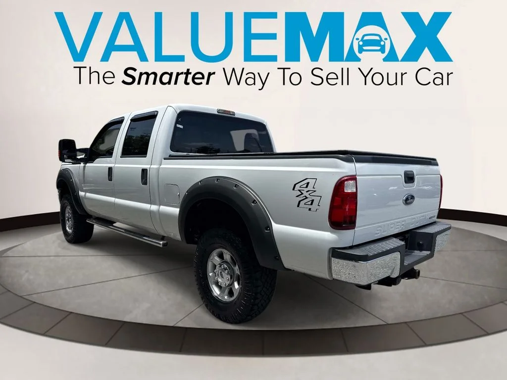 Used 2016 White Ford XL image 5