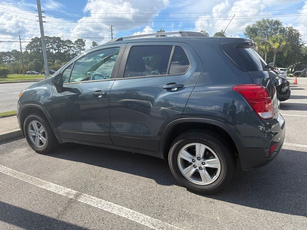 Used 2021 Gray Chevrolet LT image 2