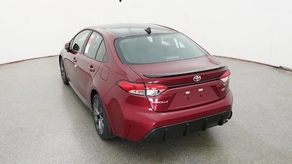 New 2026 Ruby Flare Pearl with Midnight Black Metallic roof Toyota SE image 22