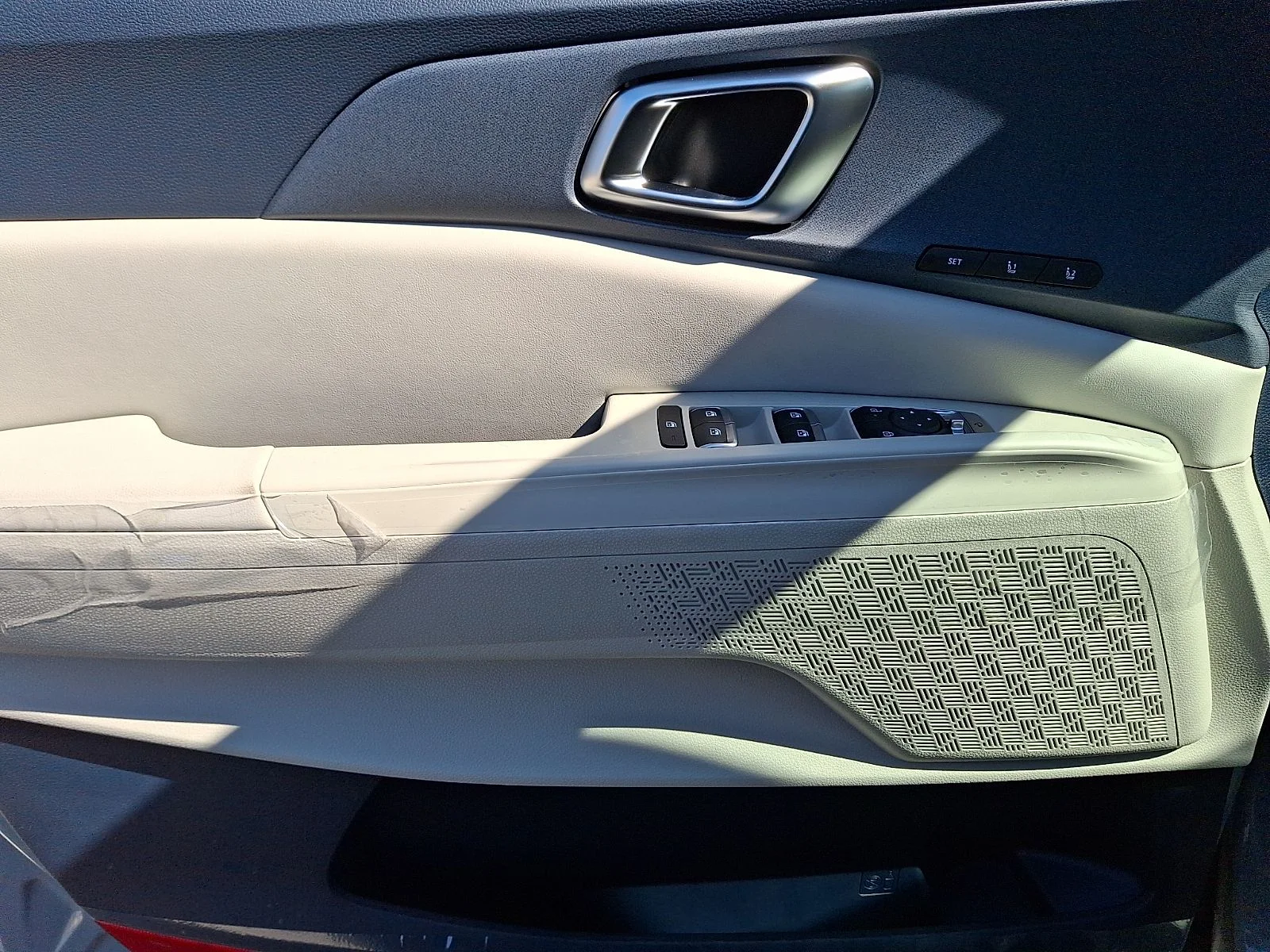 New 2026 White Kia EX image 12
