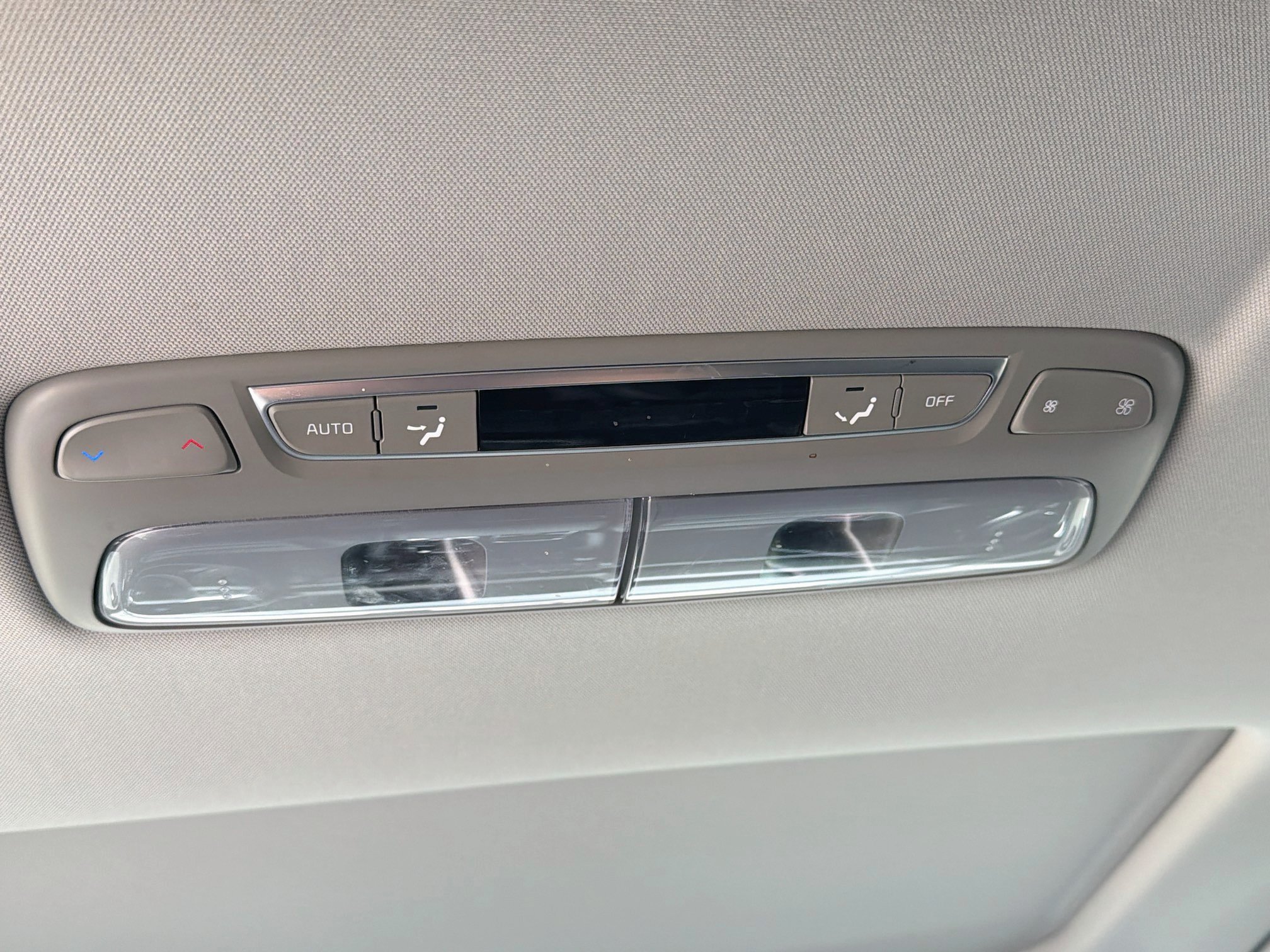 Used 2024 Dawning Red Kia EX image 21