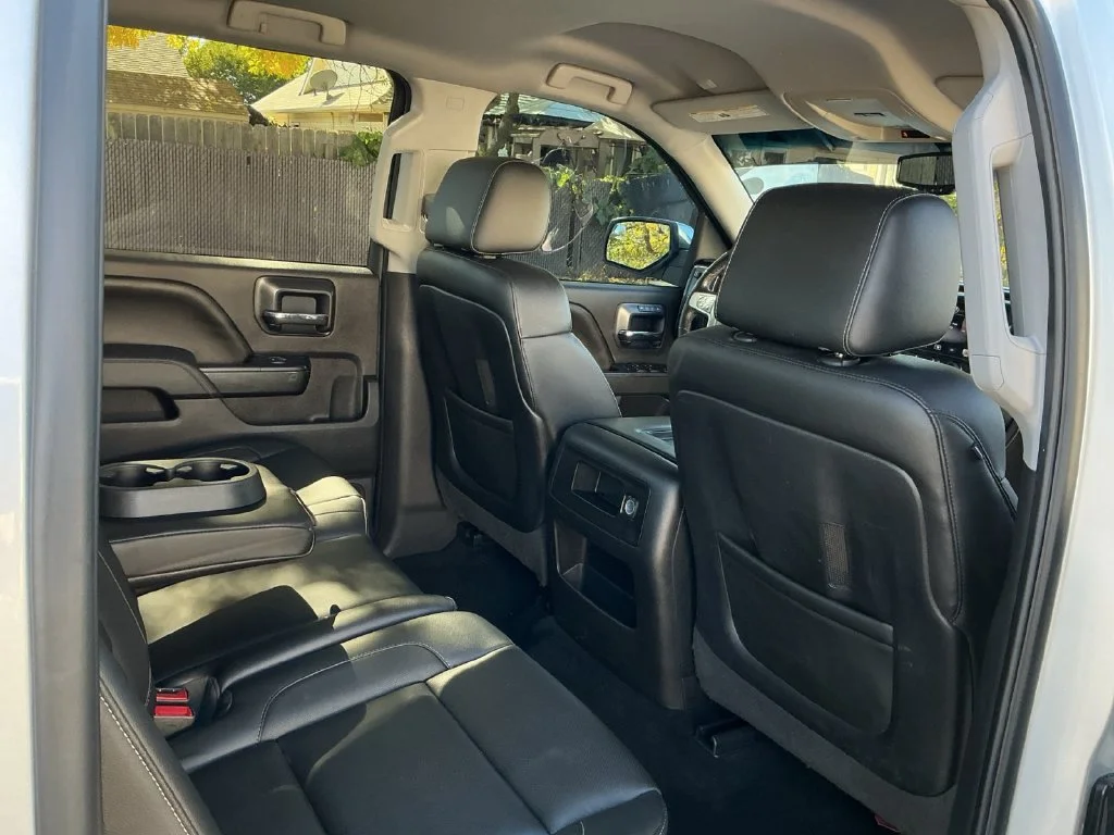 Used 2014 Silver GMC SLT image 26