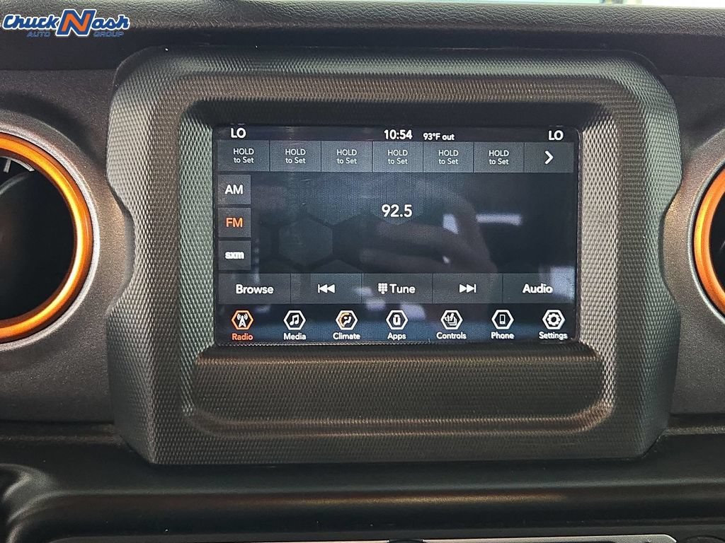 Used 2021  Jeep Mojave image 19