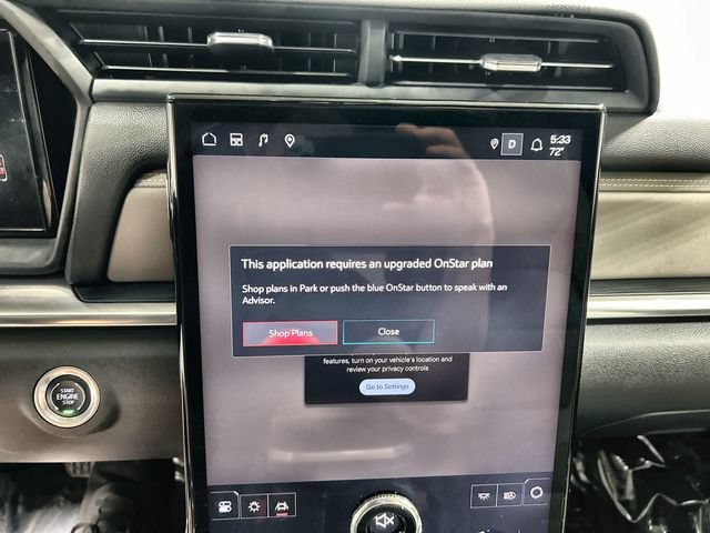 Used 2025 Ebony Twilight Metallic GMC Elevation image 18