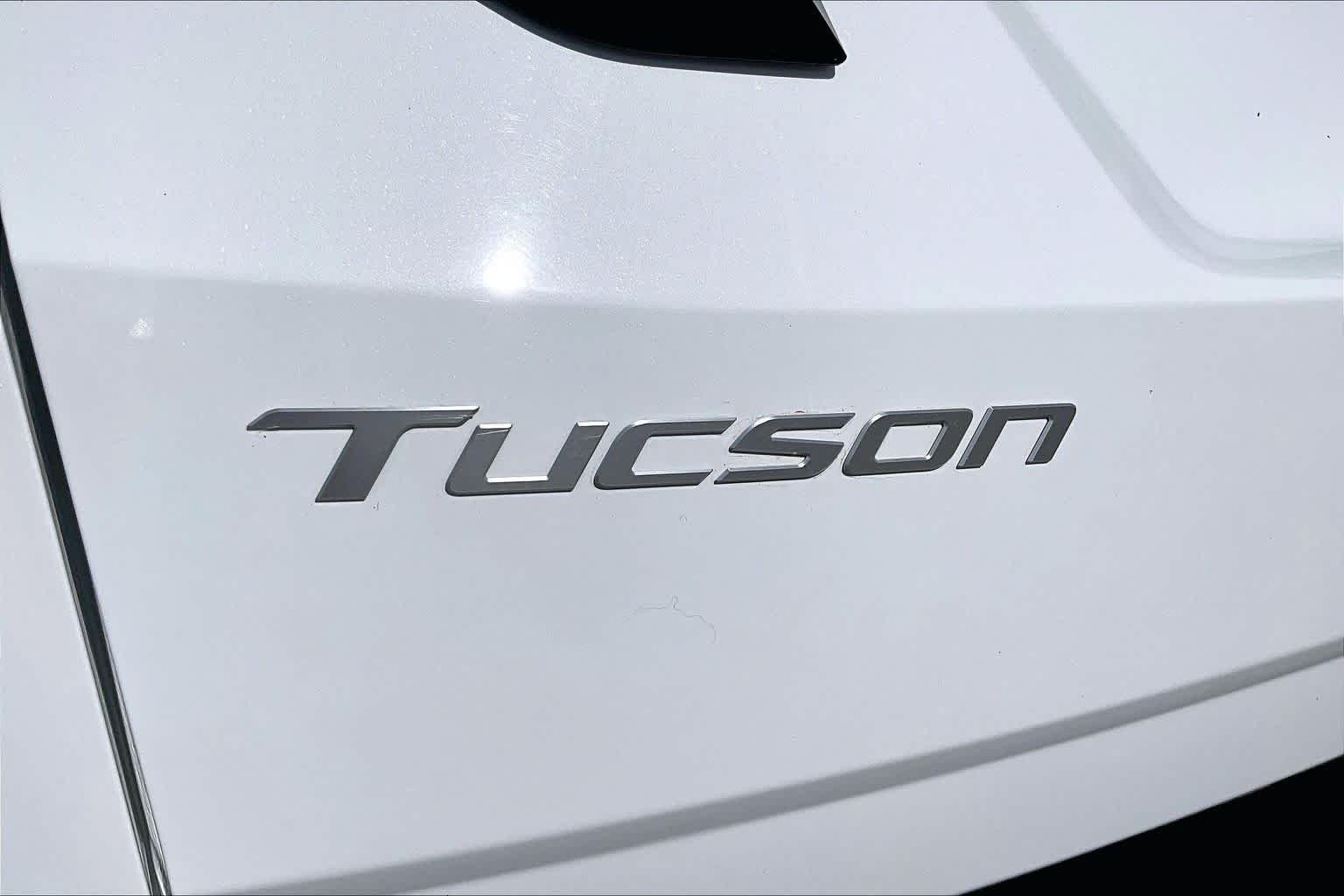 Used 2025 Serenity White Pearl Hyundai SEL image 31