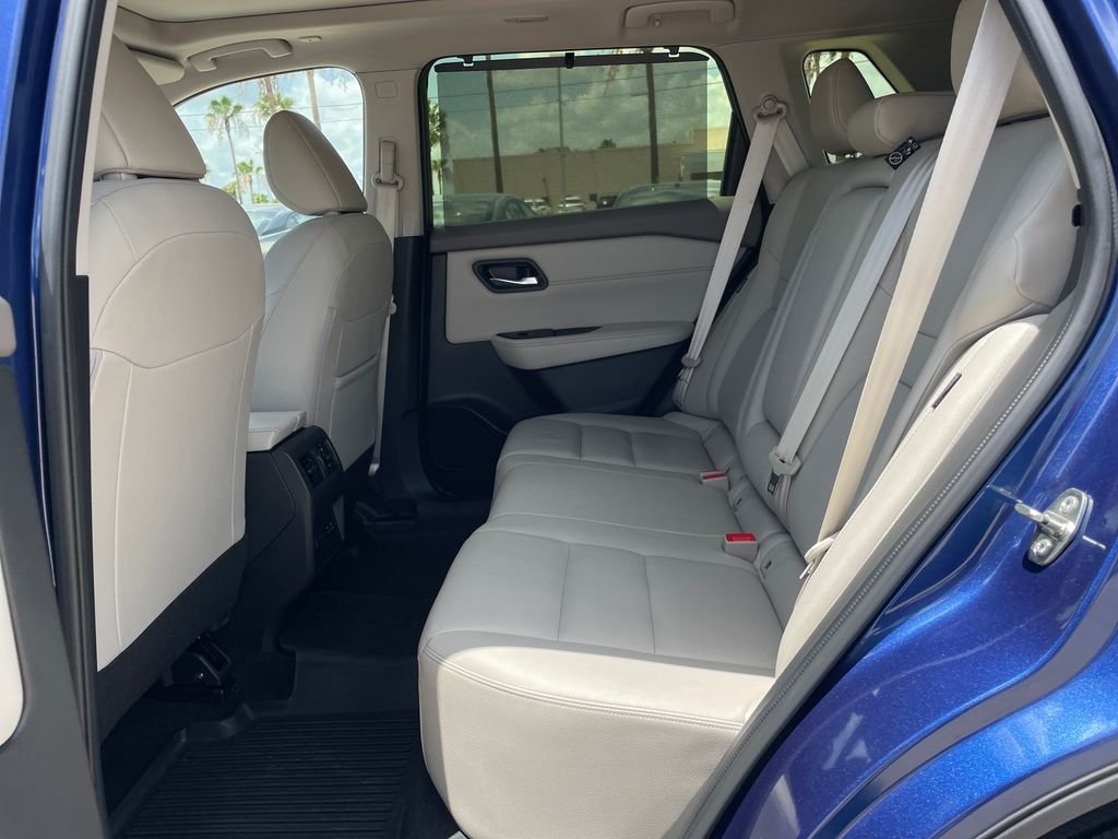 Used 2023 Blue Nissan SL image 25