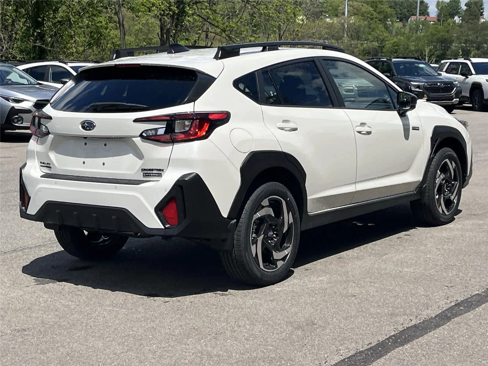 New 2026 CRYSTAL WHITE PEARL Subaru Limited Hybrid image 5