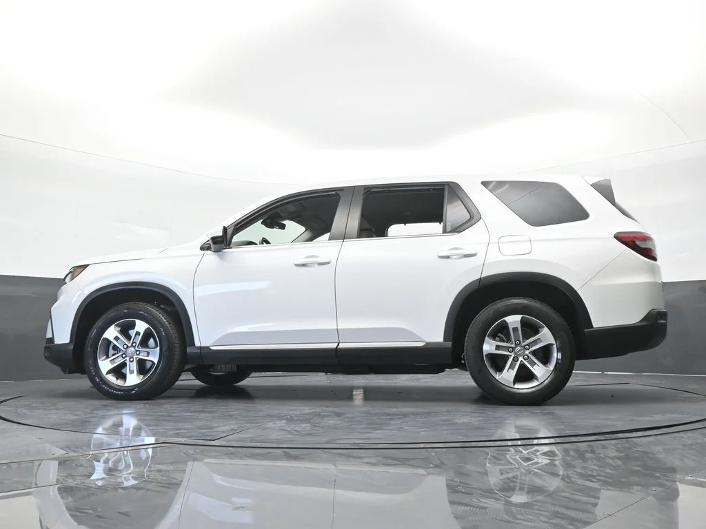 Used 2025 White Honda EX-L image 61