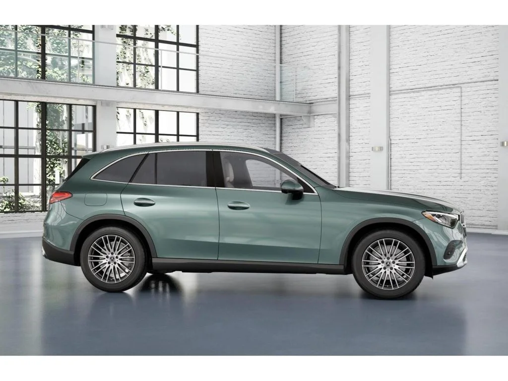 New 2026 Silver Mercedes-Benz GLC 300 image 15