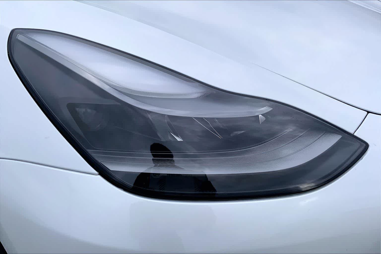 Used 2023 Pearl White Multi-Coat Tesla  image 25