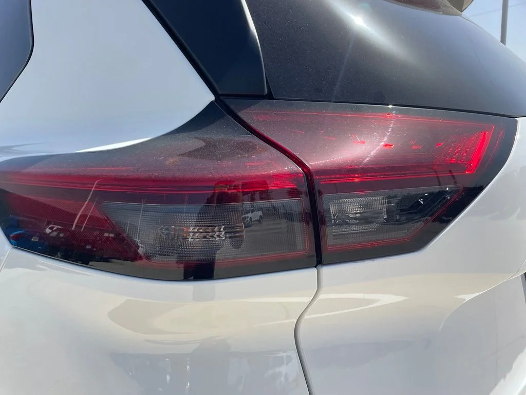 Used 2026 White Nissan S image 7