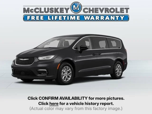 2025 Chrysler Pacifica Limited's photo