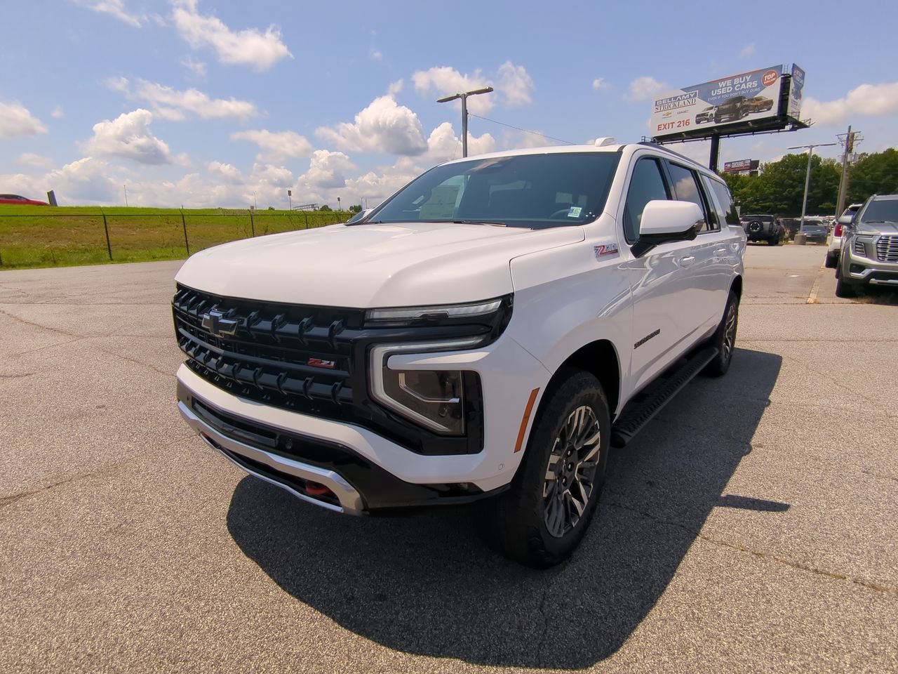 New 2026 Summit White Chevrolet Z71 image 7