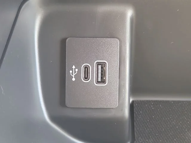 New 2026 Oxford White Ford STX image 25