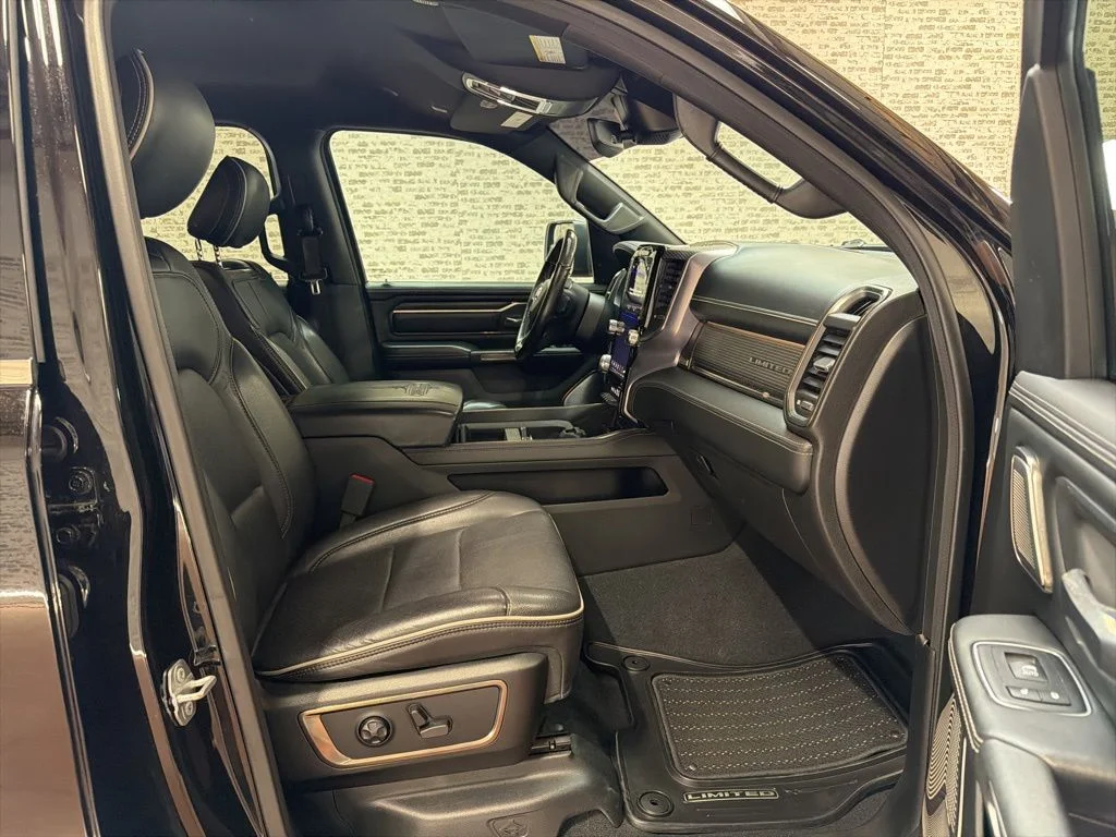 Used 2019 Diamond Black Crystal Pearlcoat Ram Limited image 11