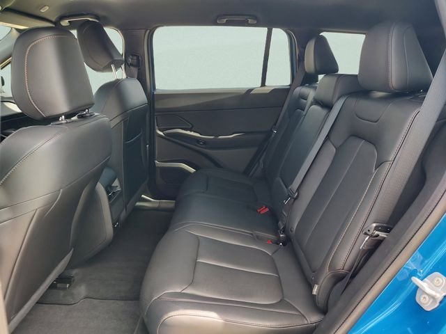 New 2026 Hydro Blue Pearl-Coat Exterior Paint Jeep Limited image 26