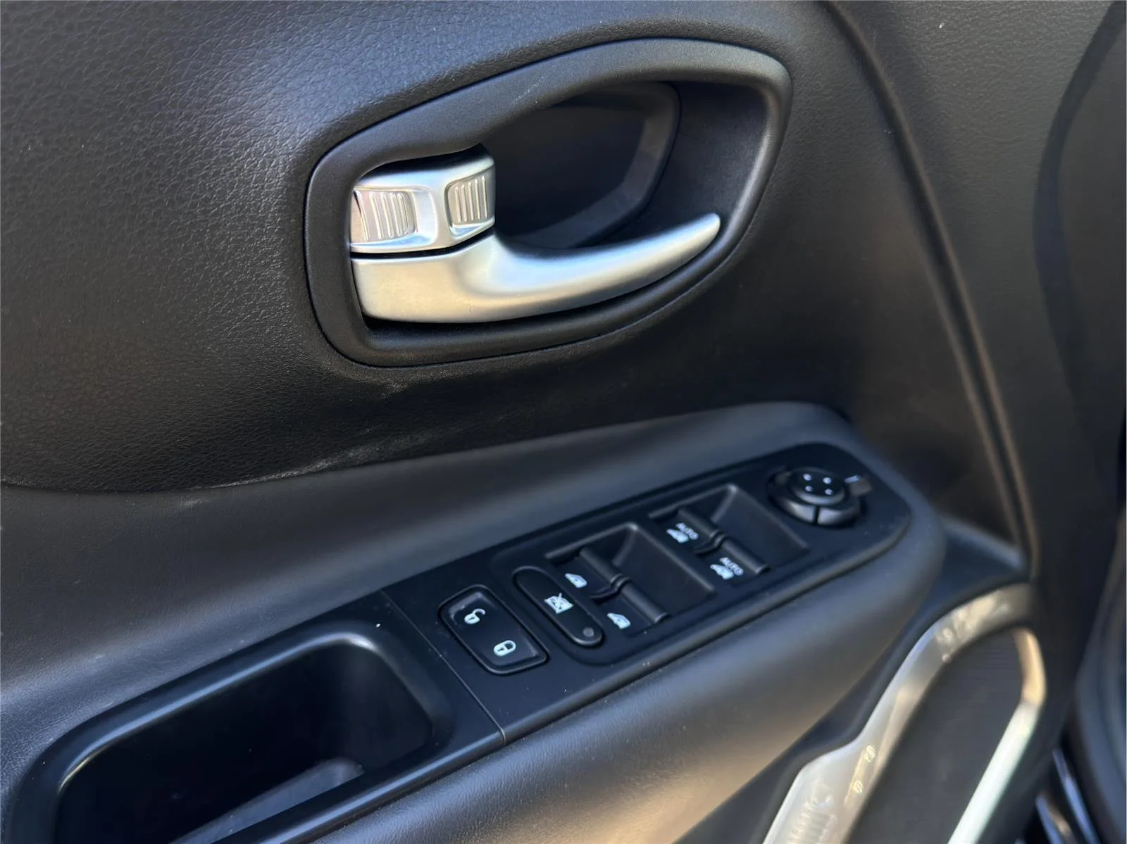 Used 2019 Black Clearcoat Jeep Limited image 14