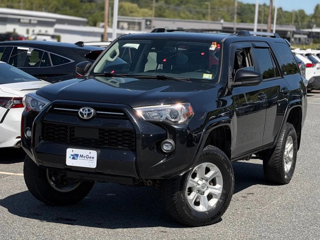 Used 2022 Black Toyota SR5 image 1