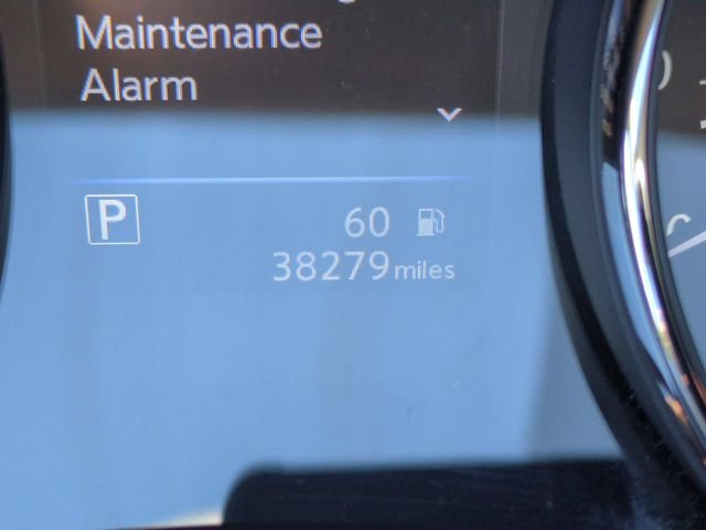 Used 2021 Red Nissan S image 19