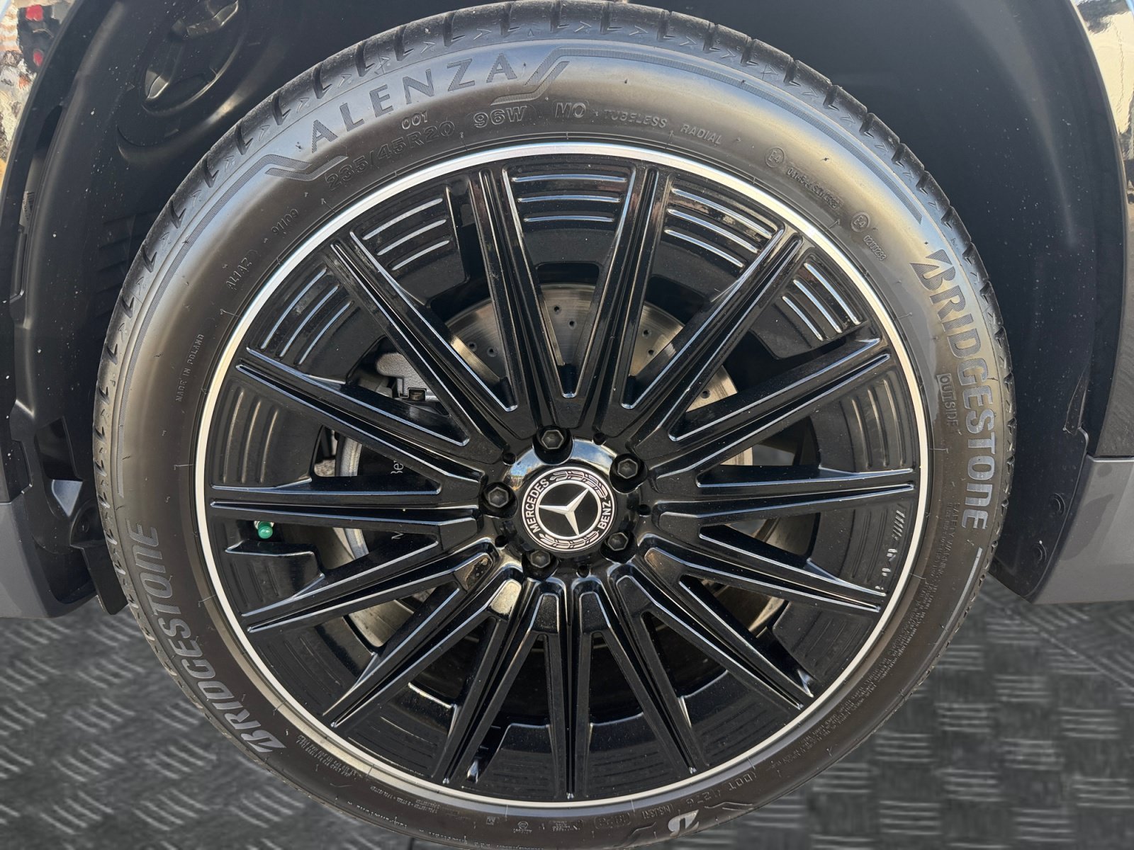 New 2026 Cosmos Black Metallic Mercedes-Benz GLA 250 image 34