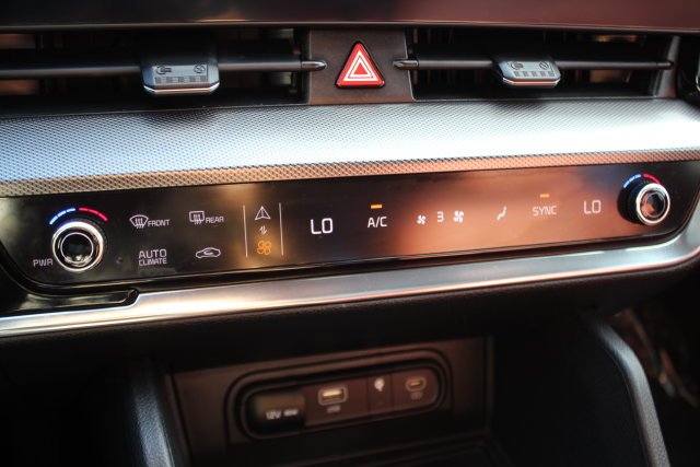 Used 2024 Black Kia SX-Prestige image 8