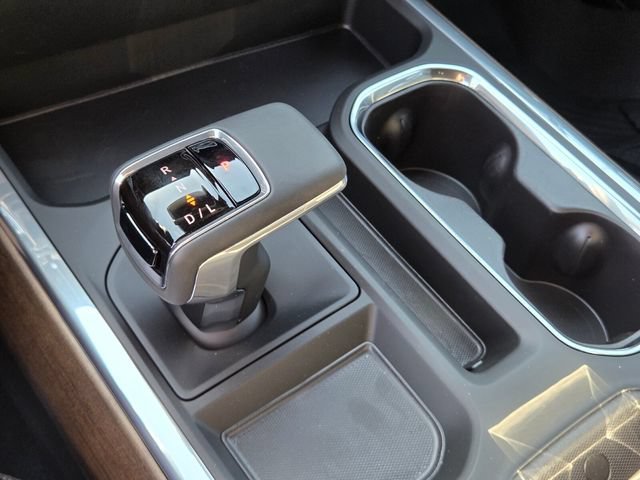 2026 Chevrolet Silverado 1500 High Country - Photo 14