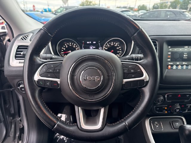 Used 2020 Silver Jeep Latitude image 16