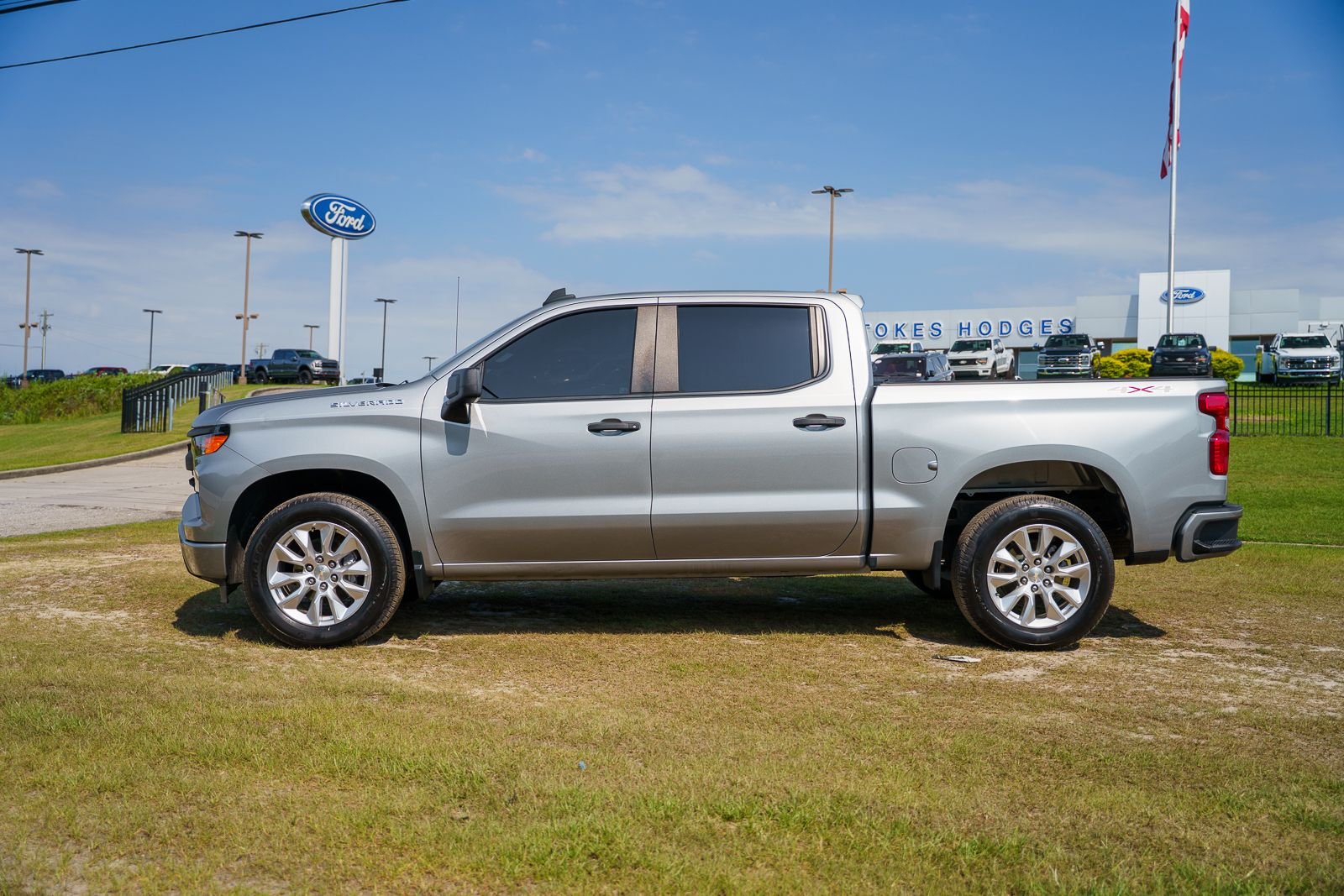 Certified Used 2024 Gray Chevrolet Custom image 4