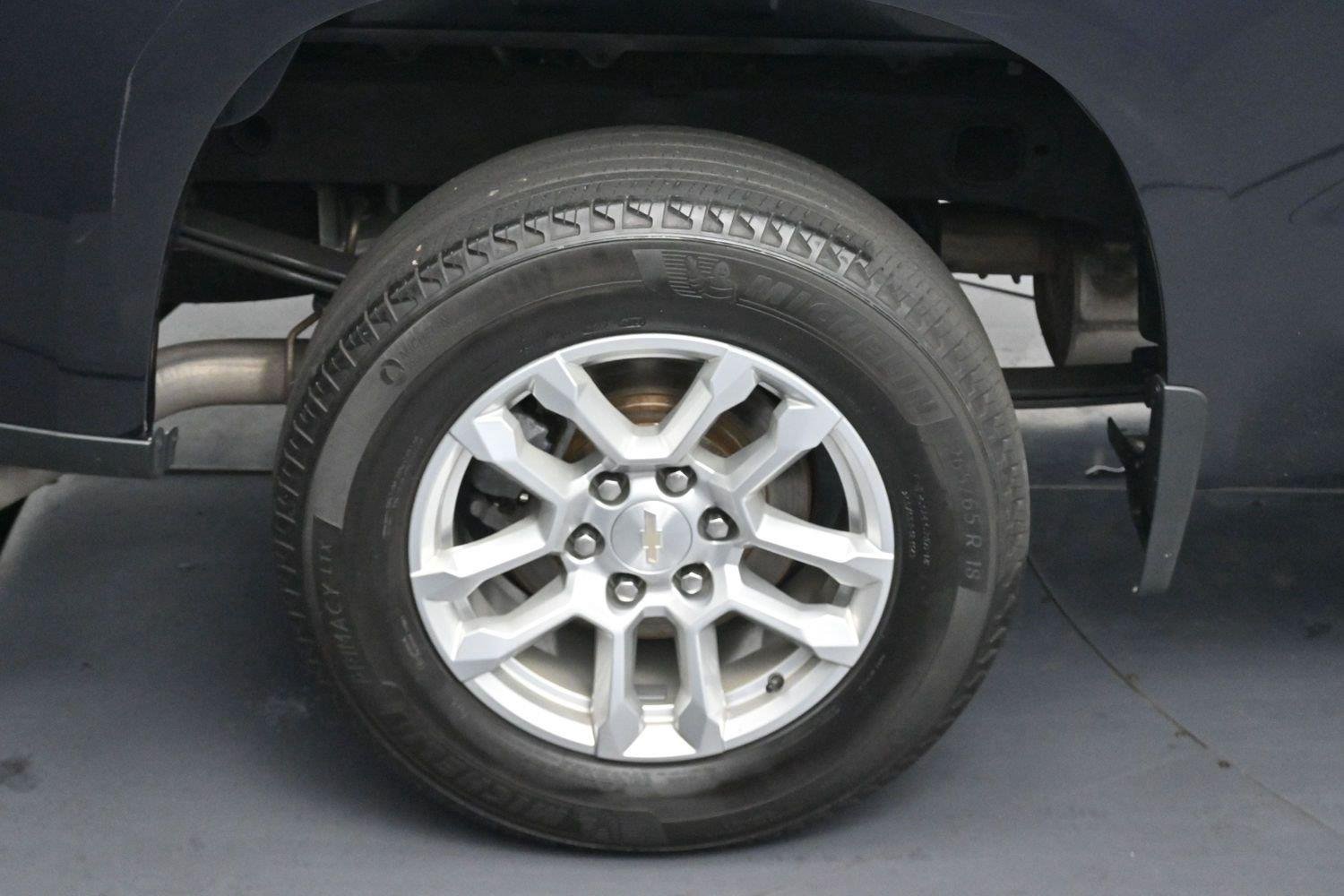 Used 2023 DARK ASH METALLIC Chevrolet LT image 34