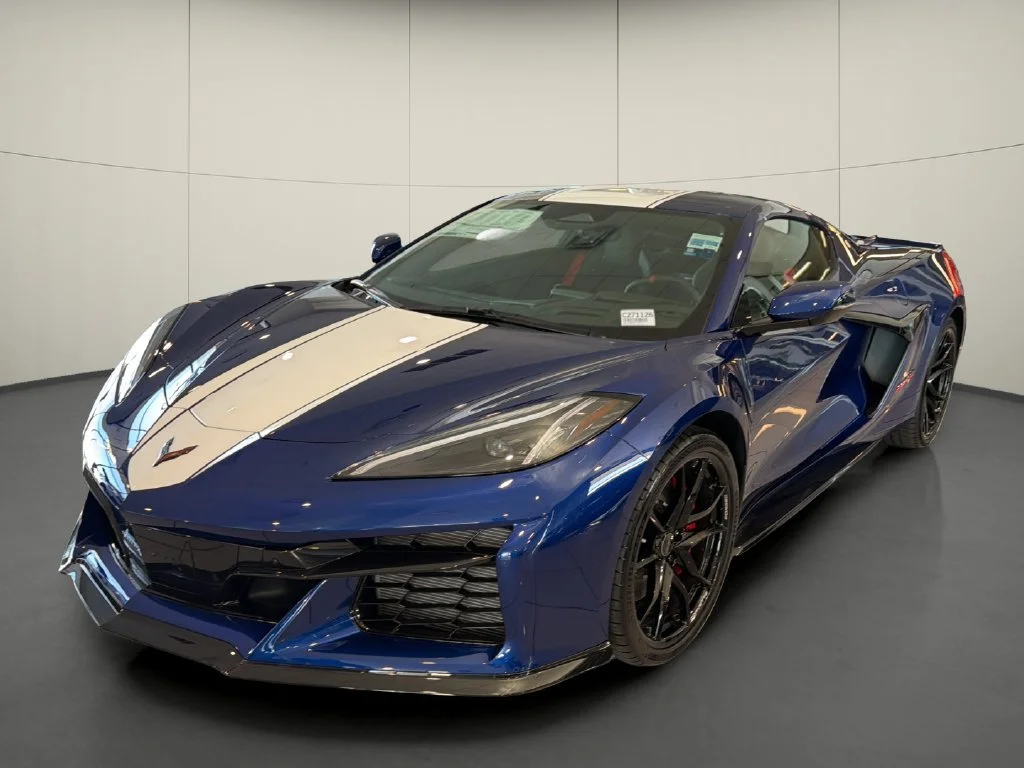 New 2027 Admiral Blue Metallic Chevrolet 3LT image 3