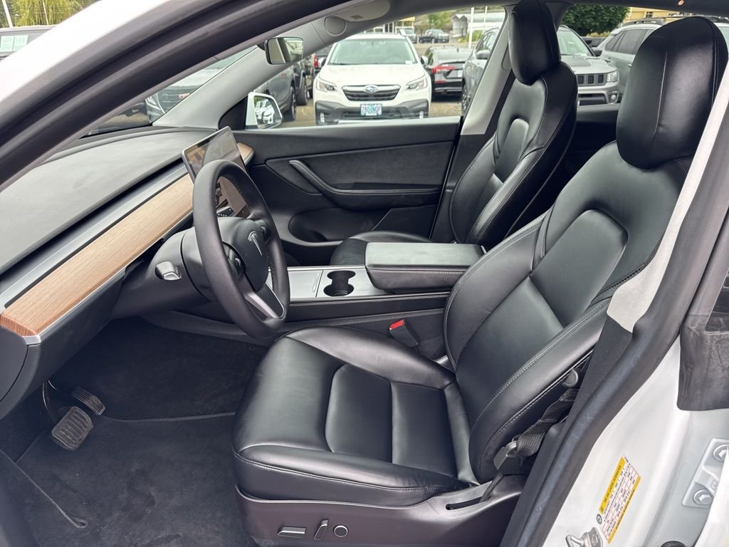 Used 2021 Pearl White Multi-Coat Tesla Long Range image 3