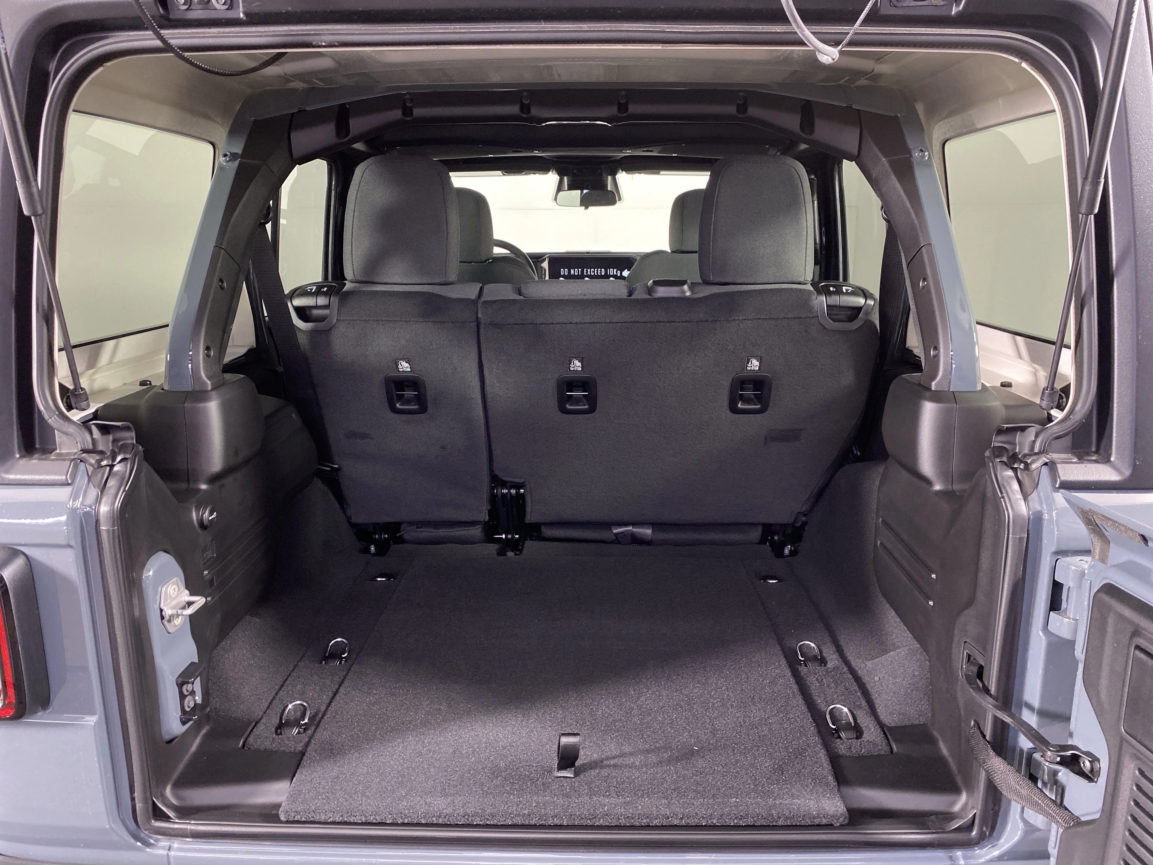 New 2026 Anvil Clear-Coat Exterior Paint Jeep Sport S image 29