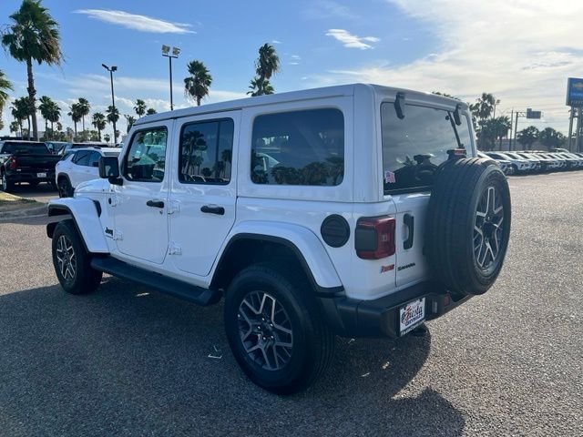 Used 2025 White Jeep Sahara image 5