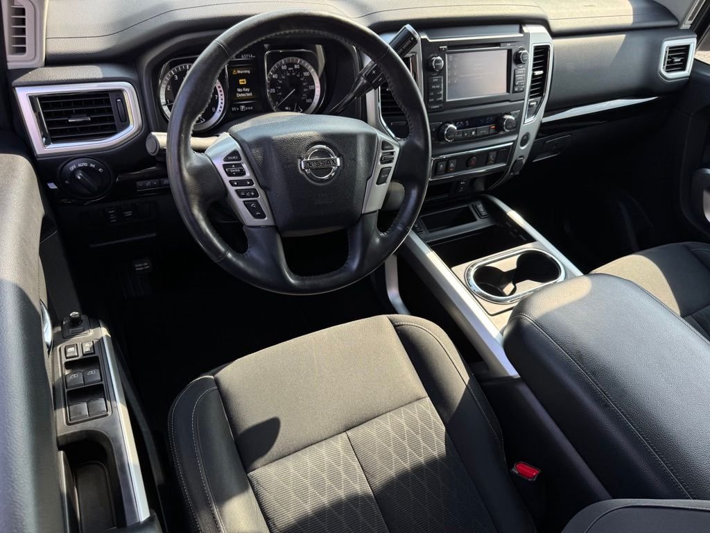 Used 2018 White Nissan SV image 23