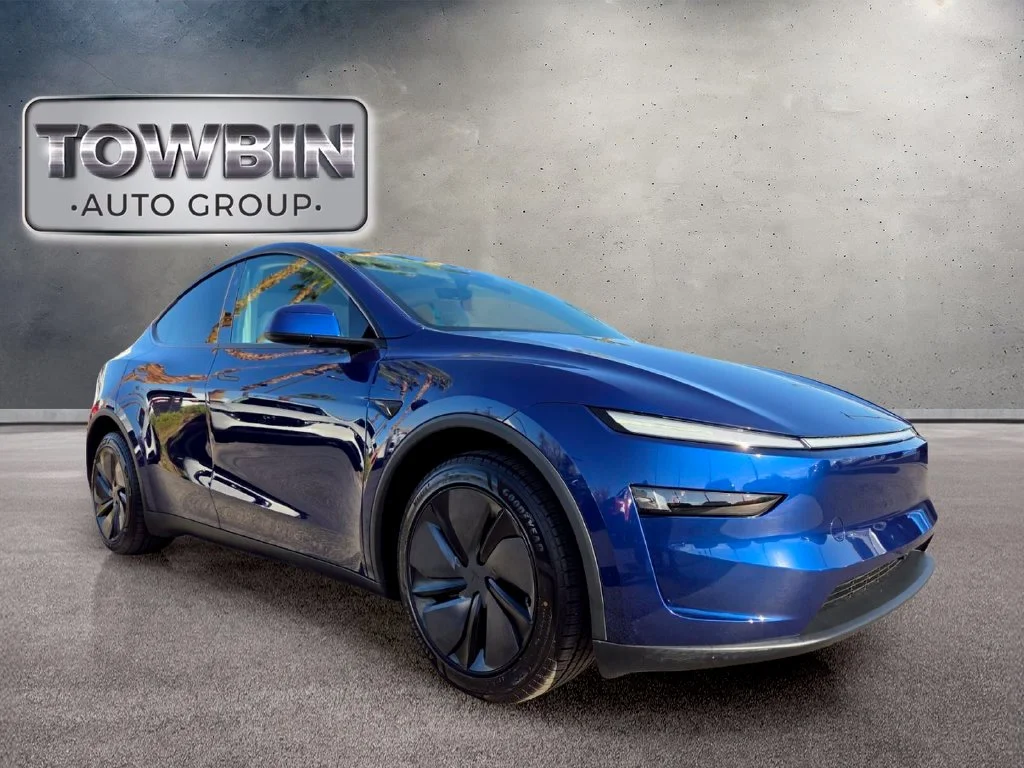 Used 2026  Tesla Long Range image 2
