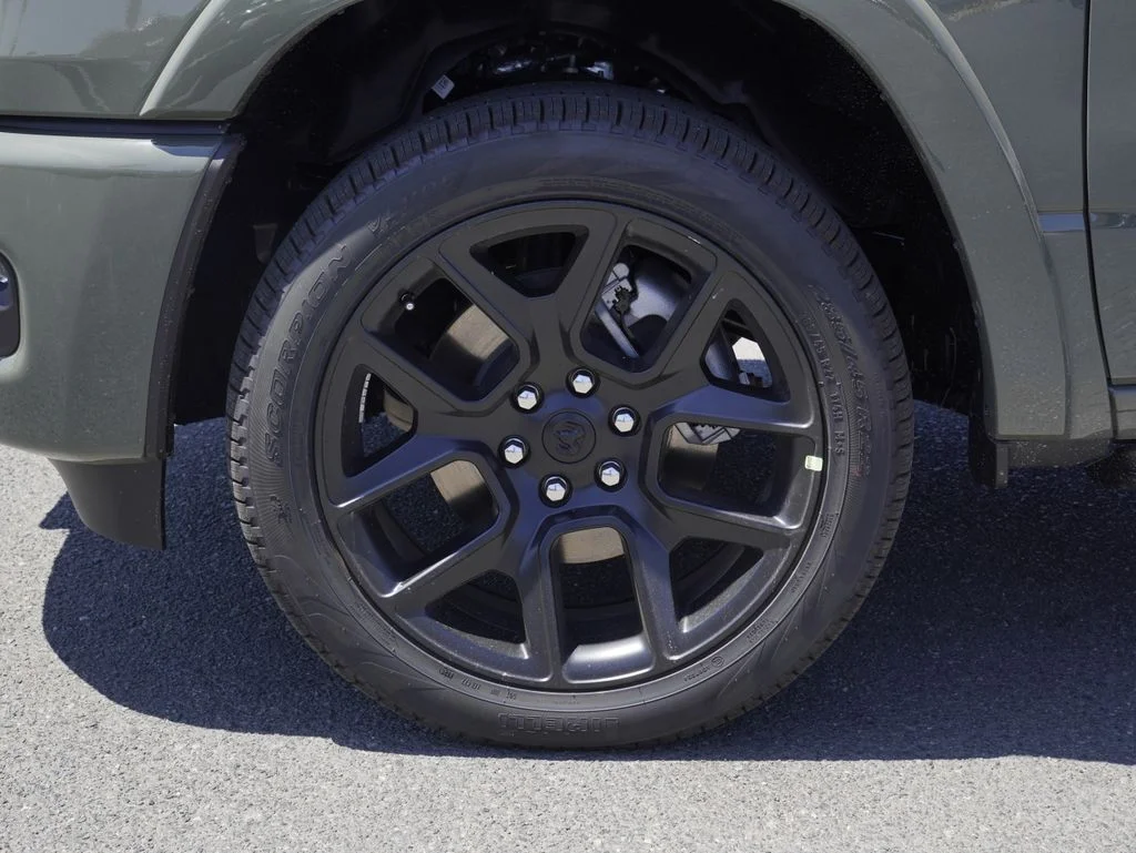 New 2026 Canyon Lake Exterior Paint RAM Laramie image 9