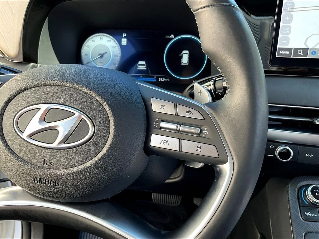 Used 2023 White Hyundai Limited image 14