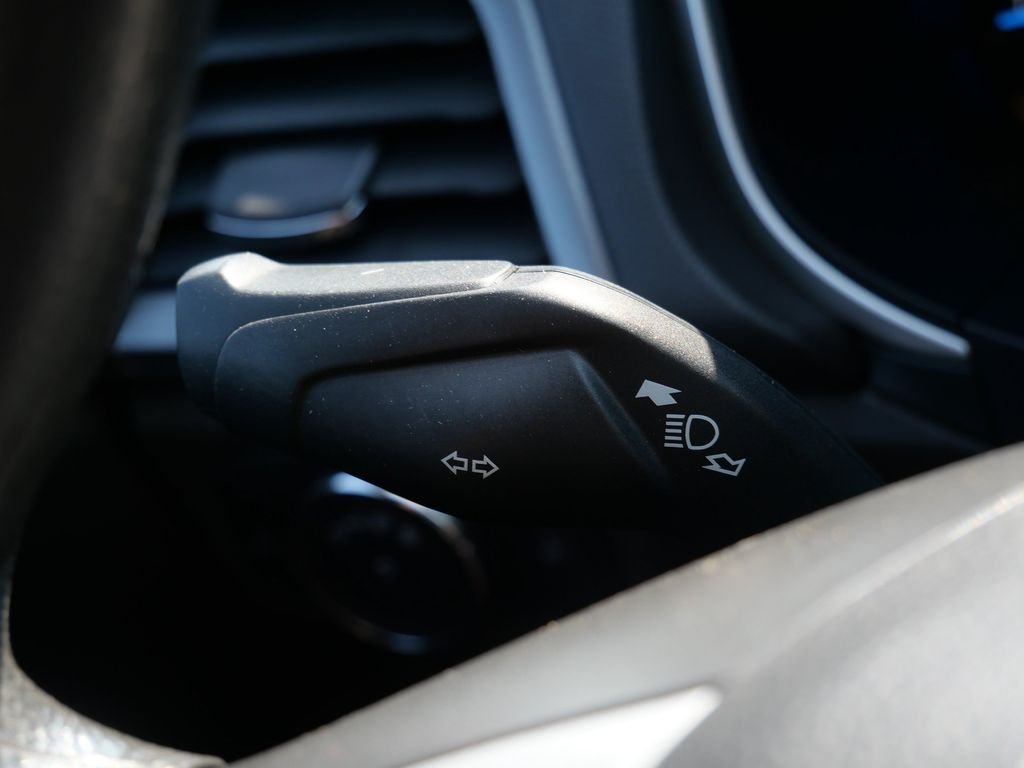 Used 2015 Red Ford SE image 20